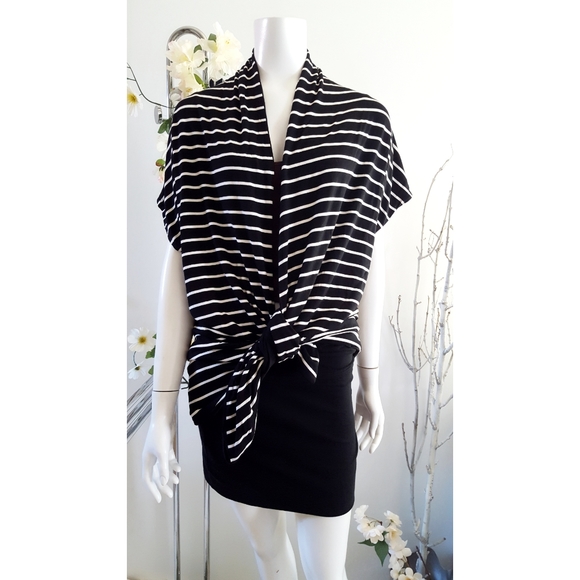 Reflections☆Reversible 2 Color Cardigan - Picture 4 of 7